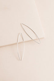 Arc Threader Earrings - Silver / OS