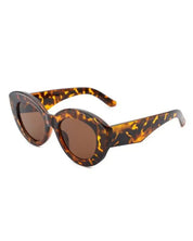 Aubrie Retro Round Women Cat Eye Sunglasses