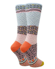 Ava - Women’s Fuzzy crew socks multicolor / WS