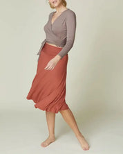 BAMBOO FLARED MID LENGTH SKIRT - RUST / S