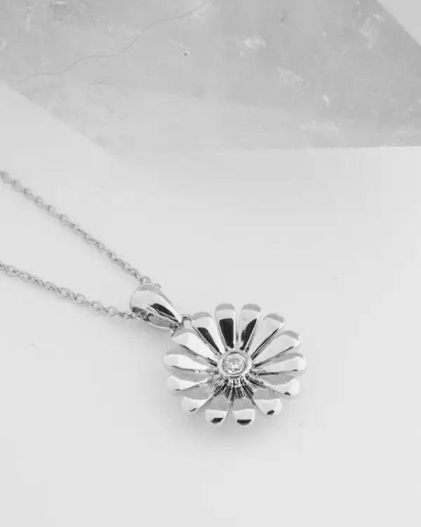 Bloom Flower Necklace