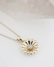 Bloom Flower Necklace - Gold / One Size