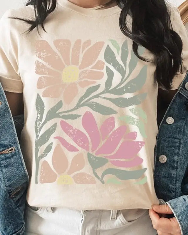 Botanical Pink Daisy Floral Graphic T Shirts - Cream / S