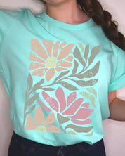 Botanical Pink Daisy Floral Graphic T Shirts - Mint / S