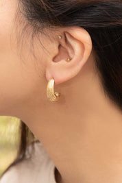 Calico Curved Earrings - Gold / OS