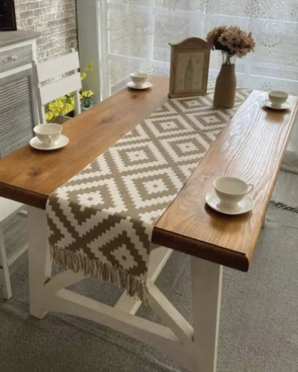 Camille Table Runner