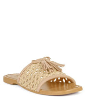 CEDAR HANDWOVEN NATURAL TASSEL FLATS - Latte / 5