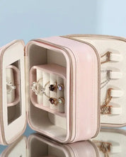 Clever Jewelry Case.