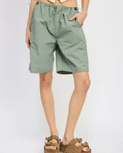 CONTRASTED BERMUDA SHORTS - DUSTY OLIVE / S