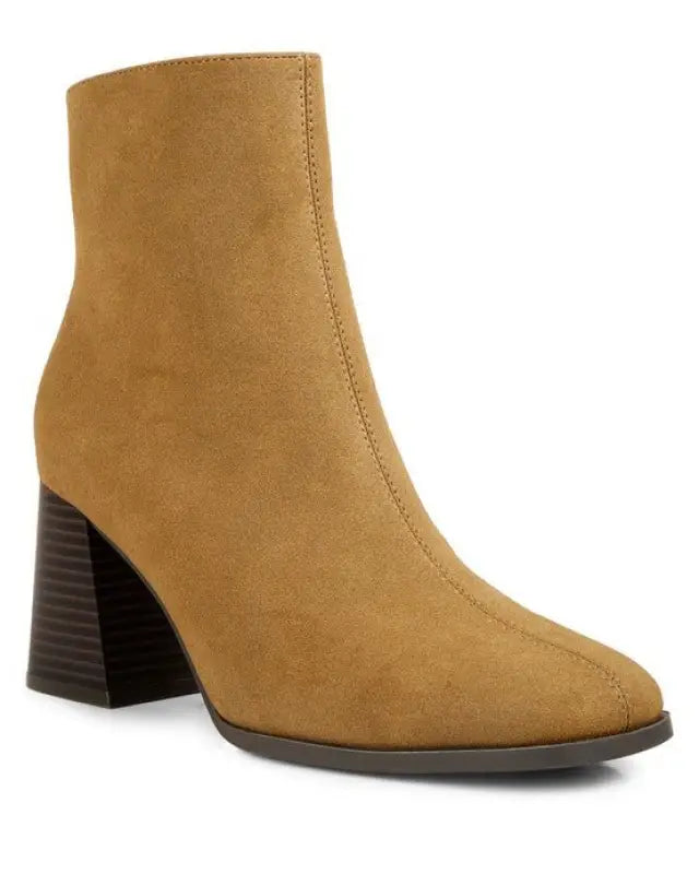 Cox Cut Out Block Heeled Chelsea Boots