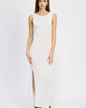 CROCHET MAXI DRESS WITH BACK TIE DETAIL - WHITE / S