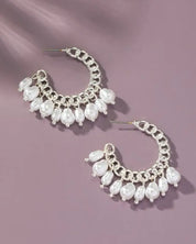 Curb chain hoop earrings with pearl drops - Silver / One Size - Rings