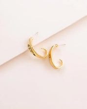 Curved Hoop Post Earrings - Gold / OS