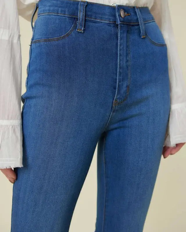 Curvy Flare Jeans - Jeans