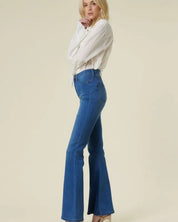 Curvy Flare Jeans - Jeans