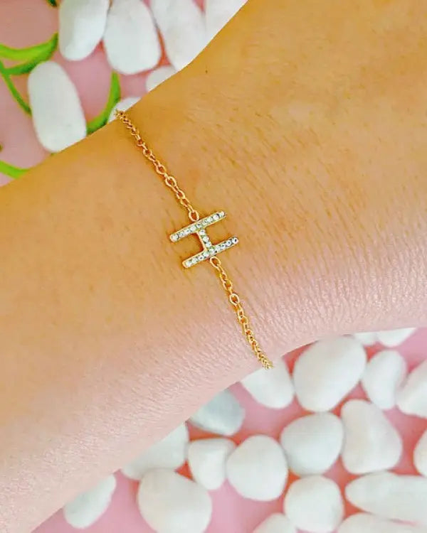 Dainty Sparkle Initial Bracelet - H / OS