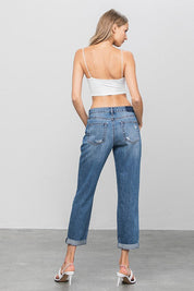 DISTRESSED PREMIUM BOYFRIEND JEANS