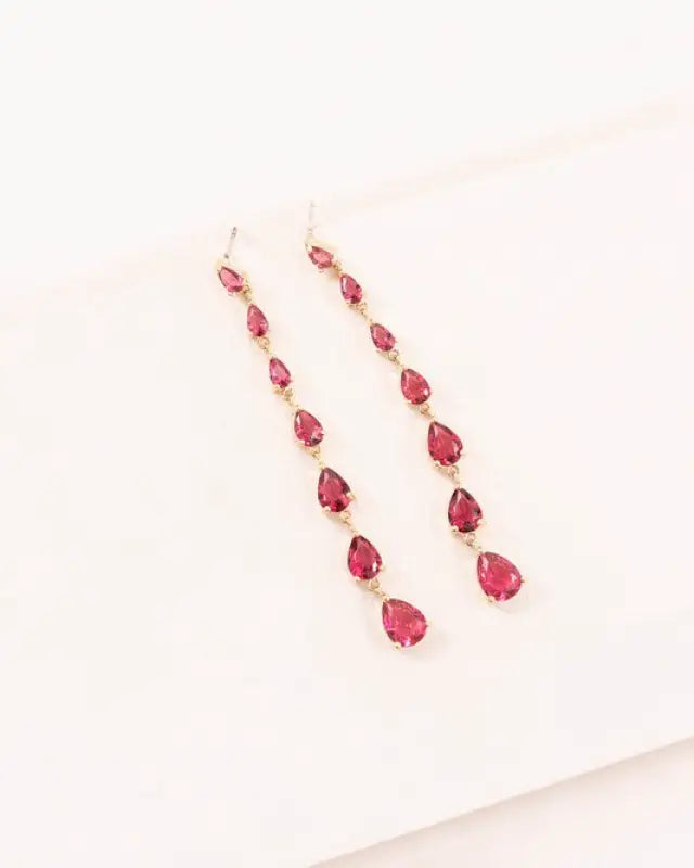 Droplet Wonder Dangle Earrings