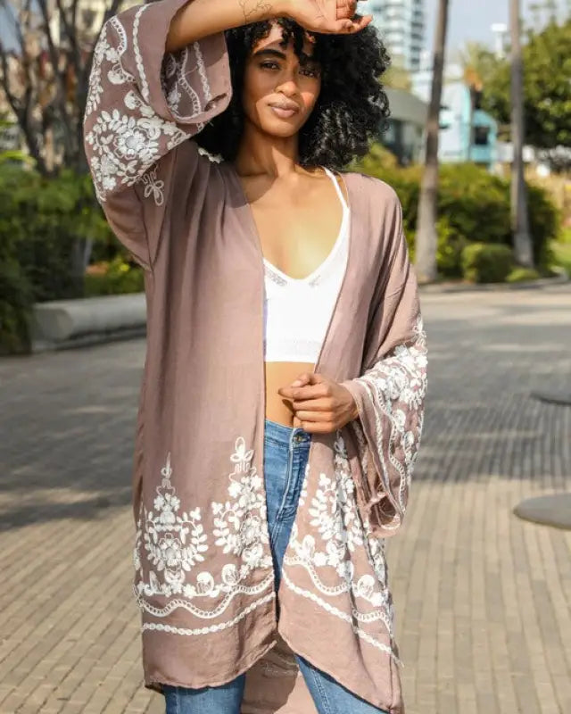 Embroidered Floral Vine Lightweight Kimono