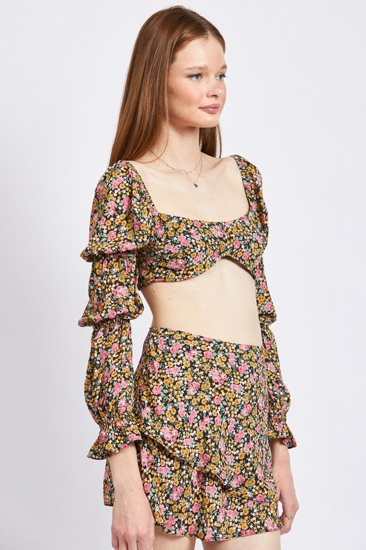 FLORAL PRINT PUFF SLEEVE CROP TOP