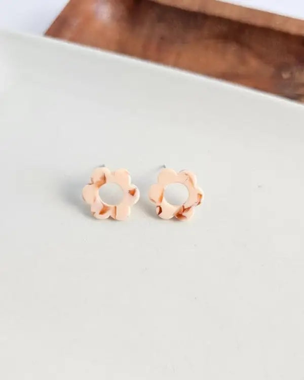 Flower Studs - Peach - Peach / OneSize