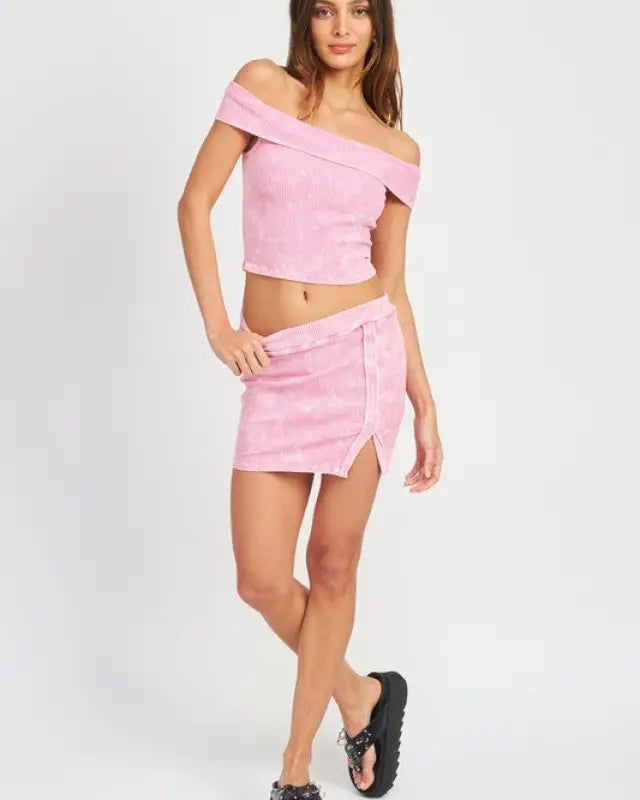 GARMENT DYE STRAPLESS CROP TOP