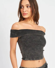 GARMENT DYE STRAPLESS CROP TOP