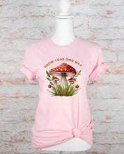 Grow Your Own Way Graphic Tee - PInk / L