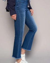 HIGH RISE CROP BOOT JEANS