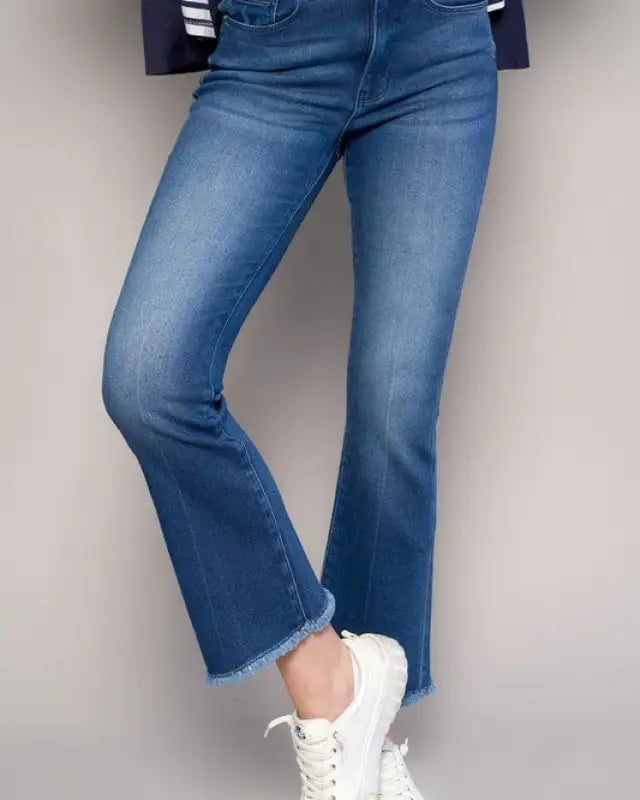 HIGH RISE CROP BOOT JEANS