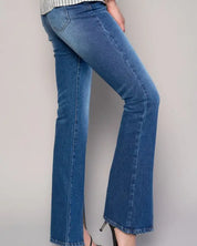 HIGH RISE FRONT SLIT SLIM BOOT JEANS