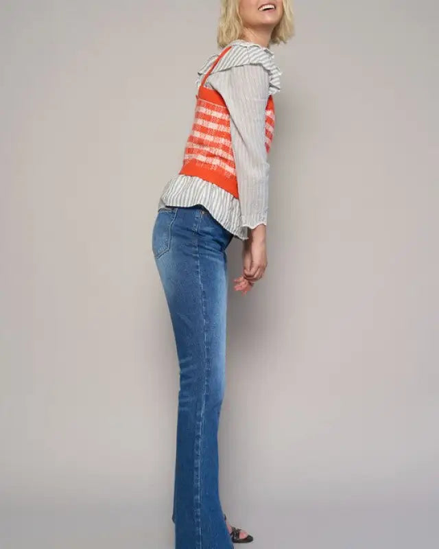 HIGH RISE FRONT SLIT SLIM BOOT JEANS