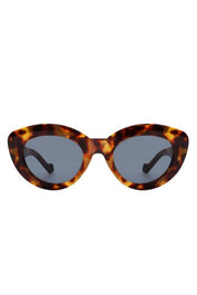 Jalyn Oval Round Cat Eye Sunglasses