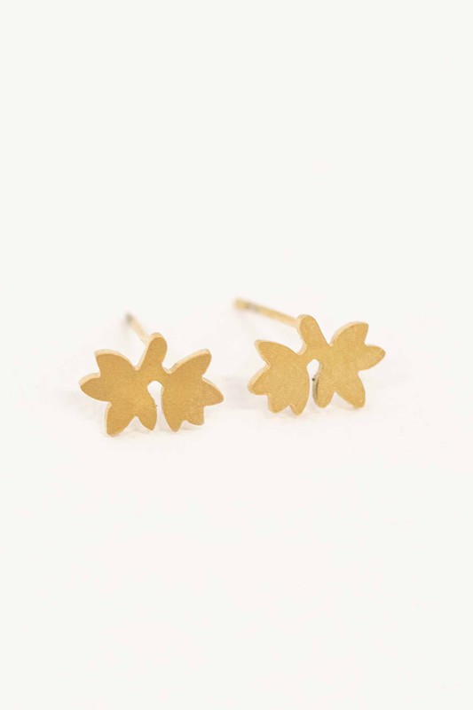 Leaf Stud Earrings - Gold / OS