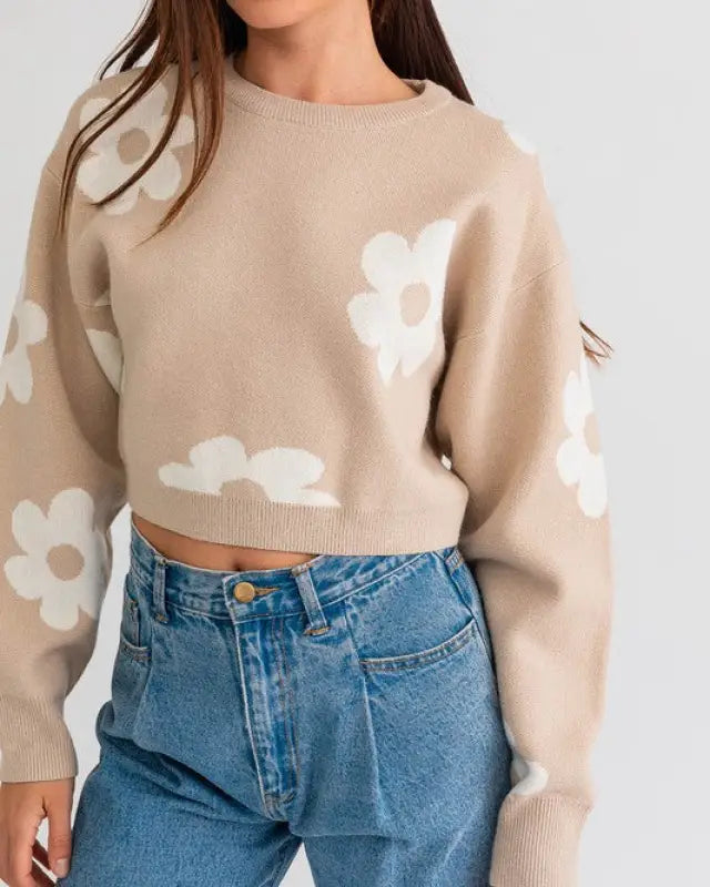 Long Sleeve Crop Sweater With Daisy Pattern