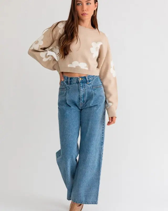 Long Sleeve Crop Sweater With Daisy Pattern