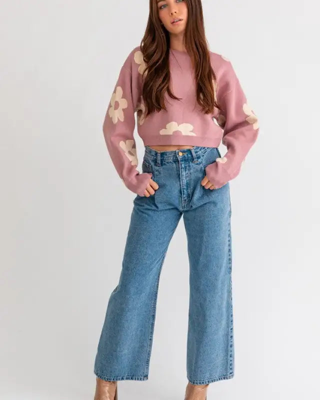 Long Sleeve Crop Sweater With Daisy Pattern