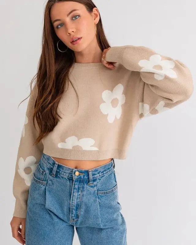 Long Sleeve Crop Sweater With Daisy Pattern