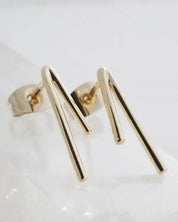 Lucy Bar Studs - Gold / One Size