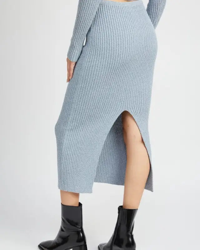 MAXI KNIT SKIRT WITH BACK SLIT