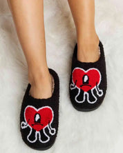 Melody Love Heart Print Plush Slippers