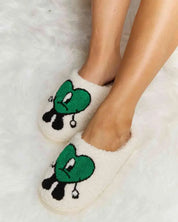 Melody Love Heart Print Plush Slippers