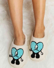 Melody Love Heart Print Plush Slippers