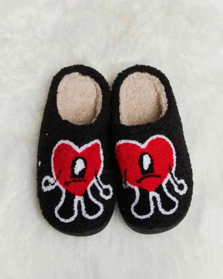 Melody Love Heart Print Plush Slippers