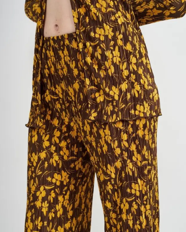 MICRO PLEAT LOUNGE PRINTED PANTS