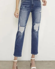 MID - RISE BOYFRIEND JEANS