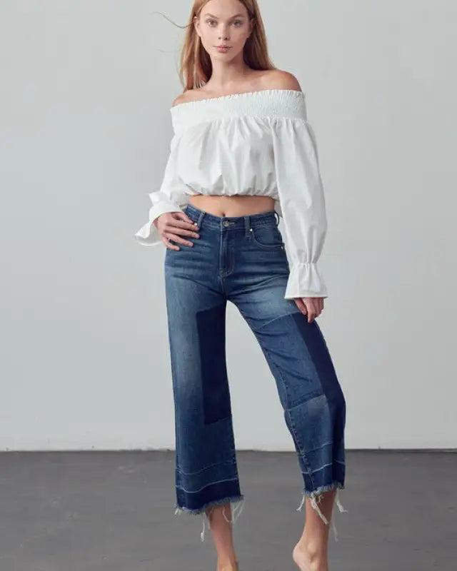 MID - RISE CROP FLARE JEANS