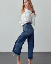 MID - RISE CROP FLARE JEANS