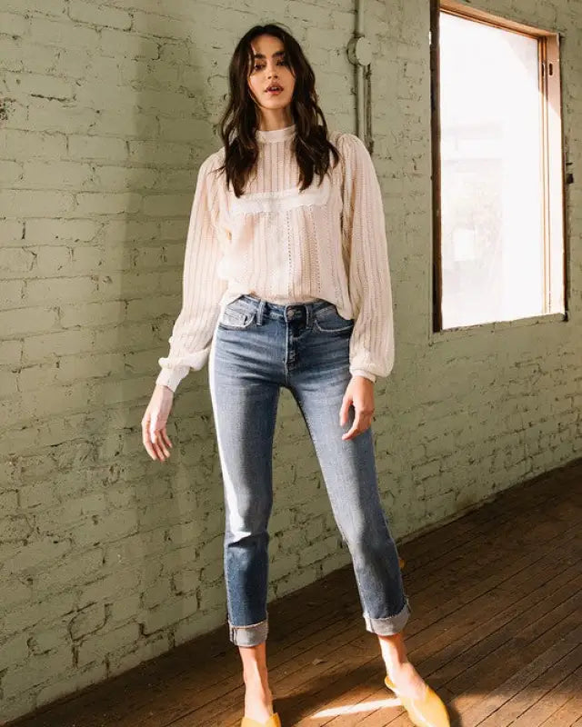 Mid - Rise Single Cuffed Crop Slim Straight Jeans