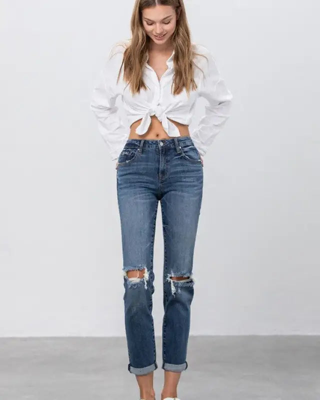 MID - RISE SLIM BOYFRIEND JEANS